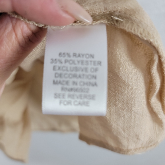 Krazy Kat Embroidered Cold Shoulder Flowy Top Size XXL - Picture 11 of 14